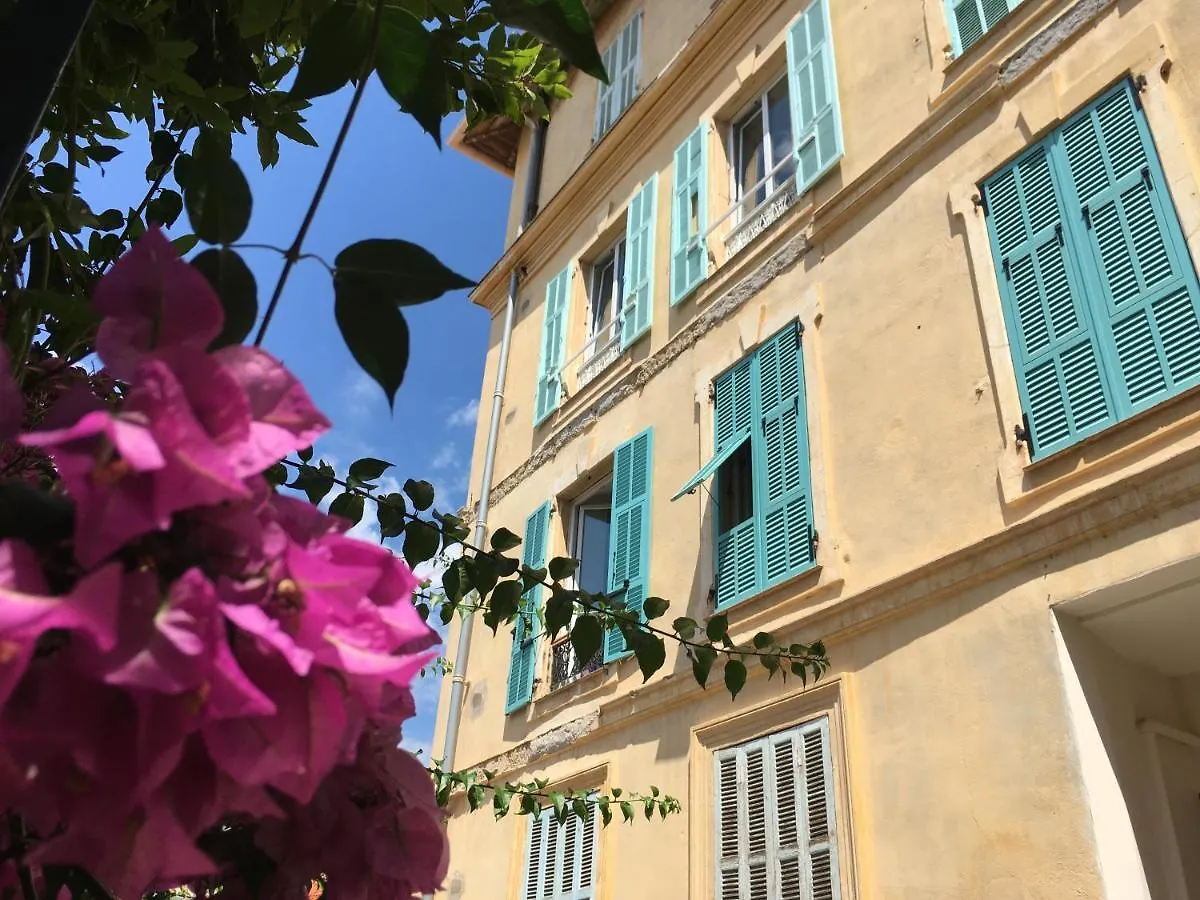 Bel Appartement Lumineux Joyeux Spacieux, Vue Mer 芒通