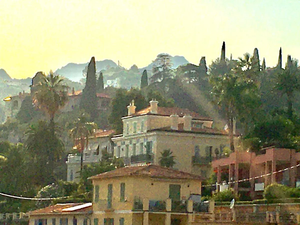 Bel Appartement Lumineux Joyeux Spacieux, Vue Mer Menton France