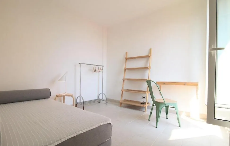 Bel Appartement Lumineux Joyeux Spacieux, Vue Mer Menton Apartment