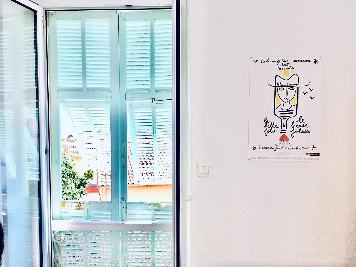Bel Appartement Lumineux Joyeux Spacieux, Vue Mer Menton